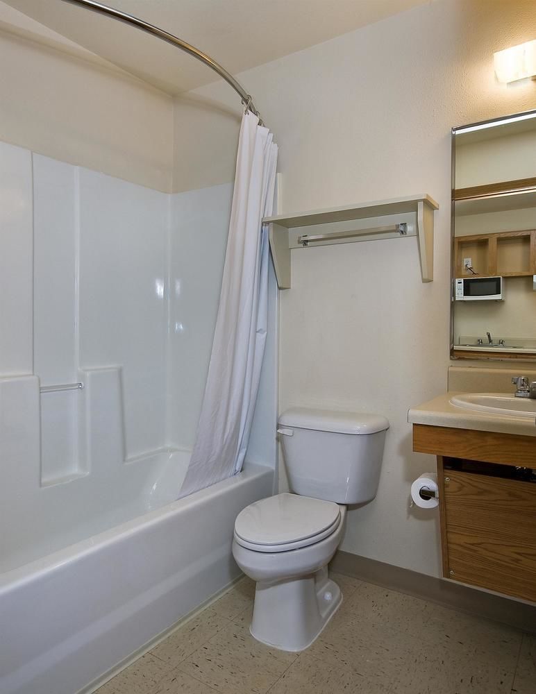 Woodspring Suites Greenville Central I-85 Kültér fotó